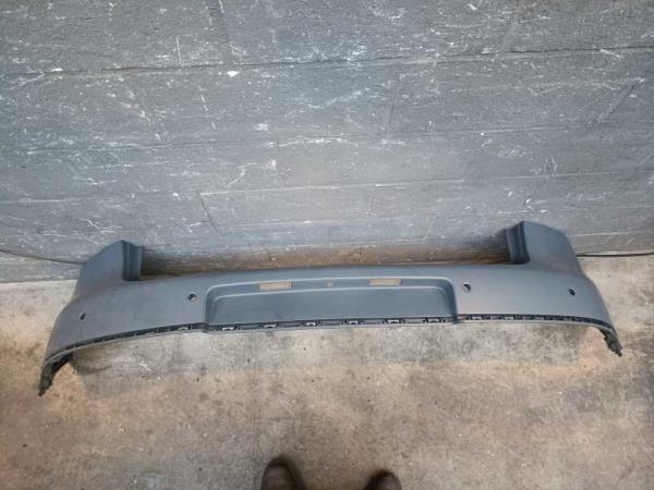 PARE CHOC ARRIERE VW GOLF 5 3/5-PORTE - Vue 1